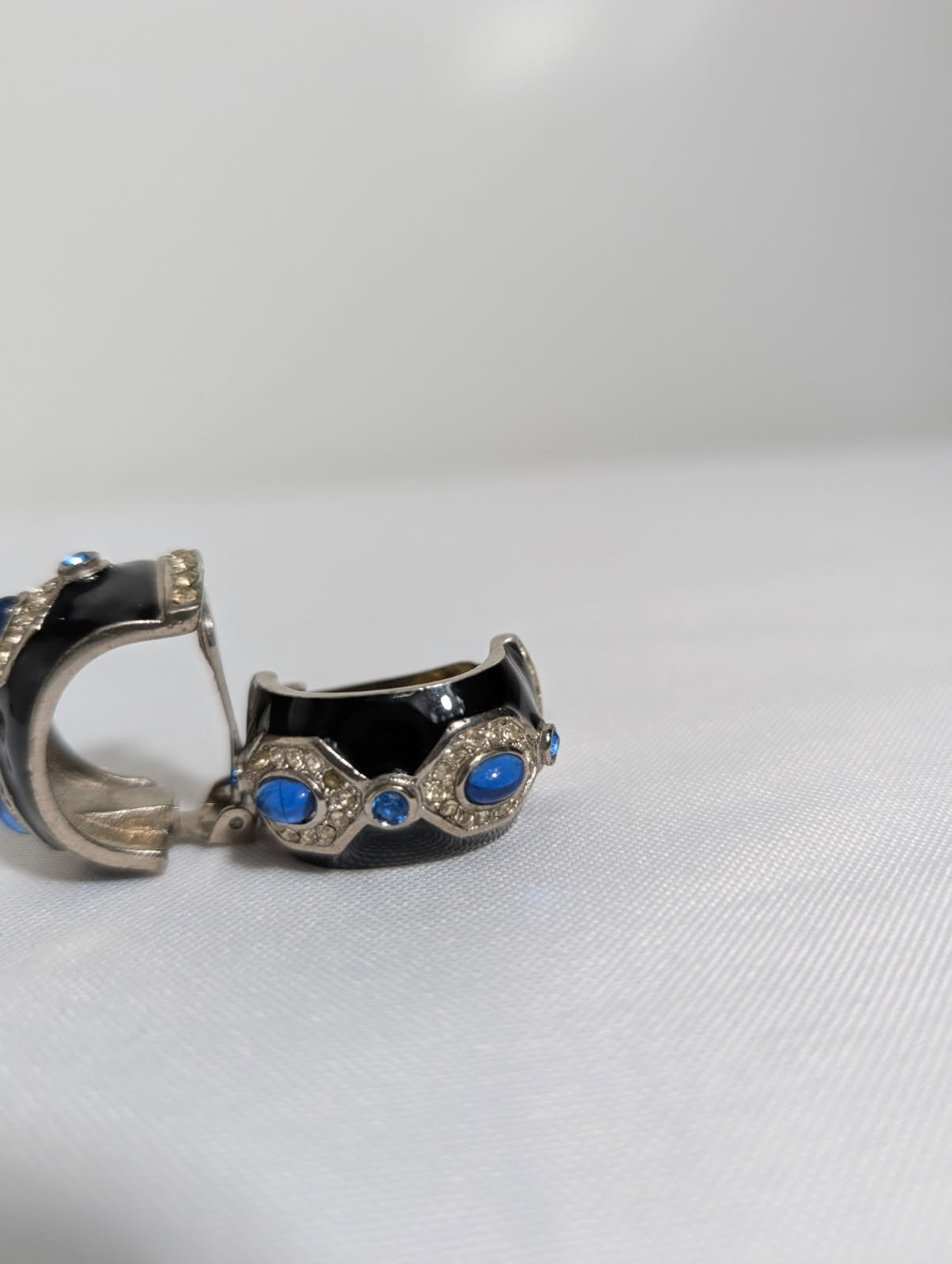 Vintage Enamel and Rhinestone Clip-On Hoop Earrings with Blue Cabochons - Image 3