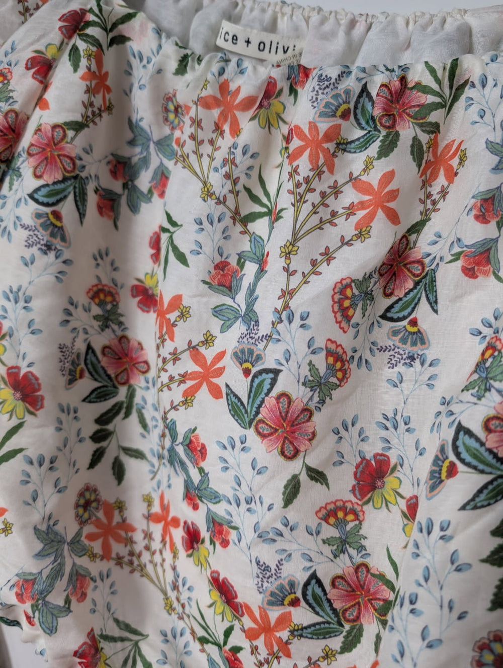 Alice + Olivia Floral Puff Sleeve Crop Top Size M - Image 2