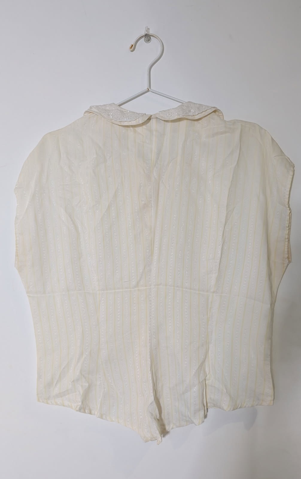 Jacques Fath Paris Vintage Embroidered Peter Pan Collar Blouse - Image 2