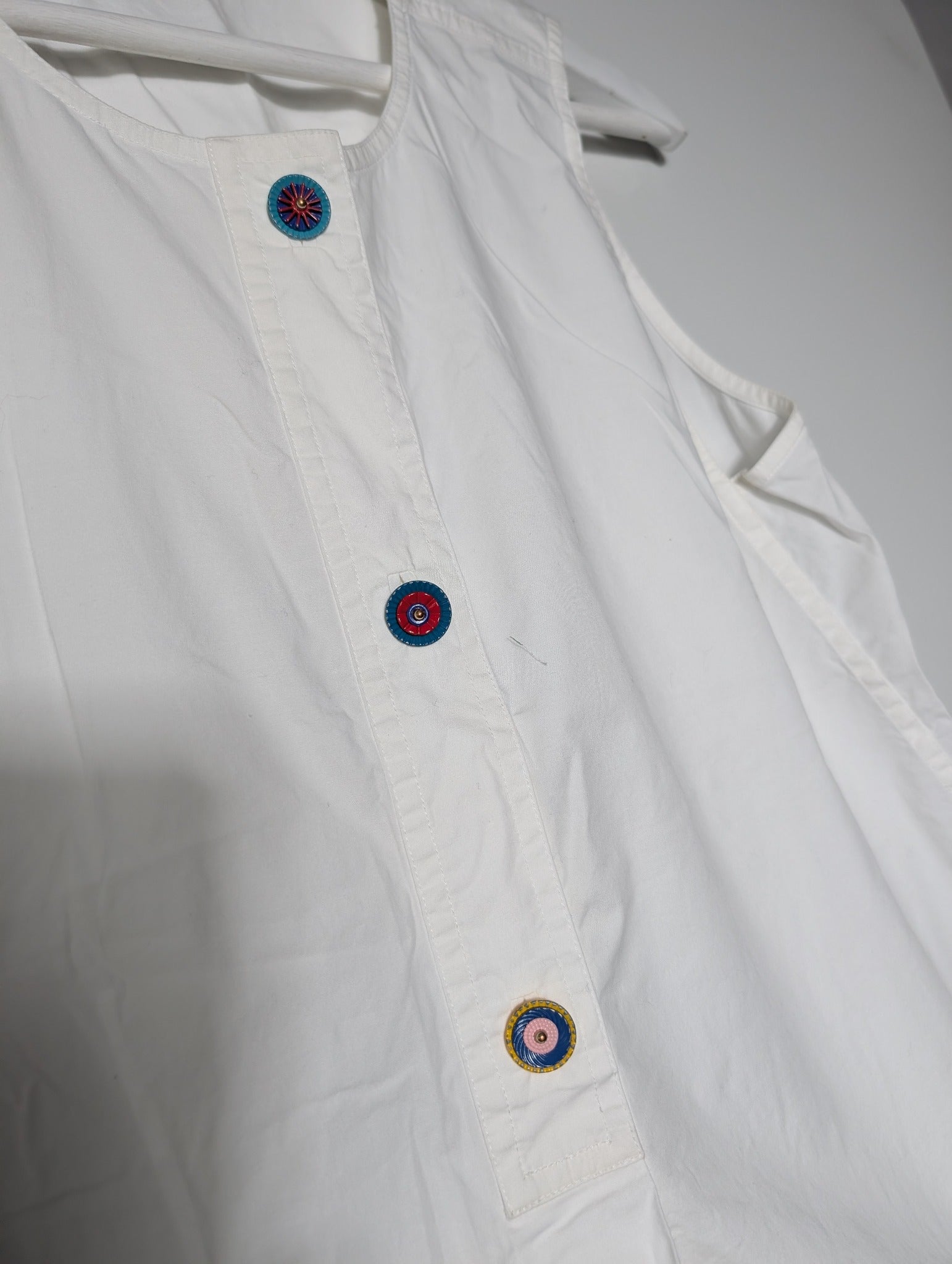 Tory Burch Sleeveless Blouse White Size 4 - Image 2