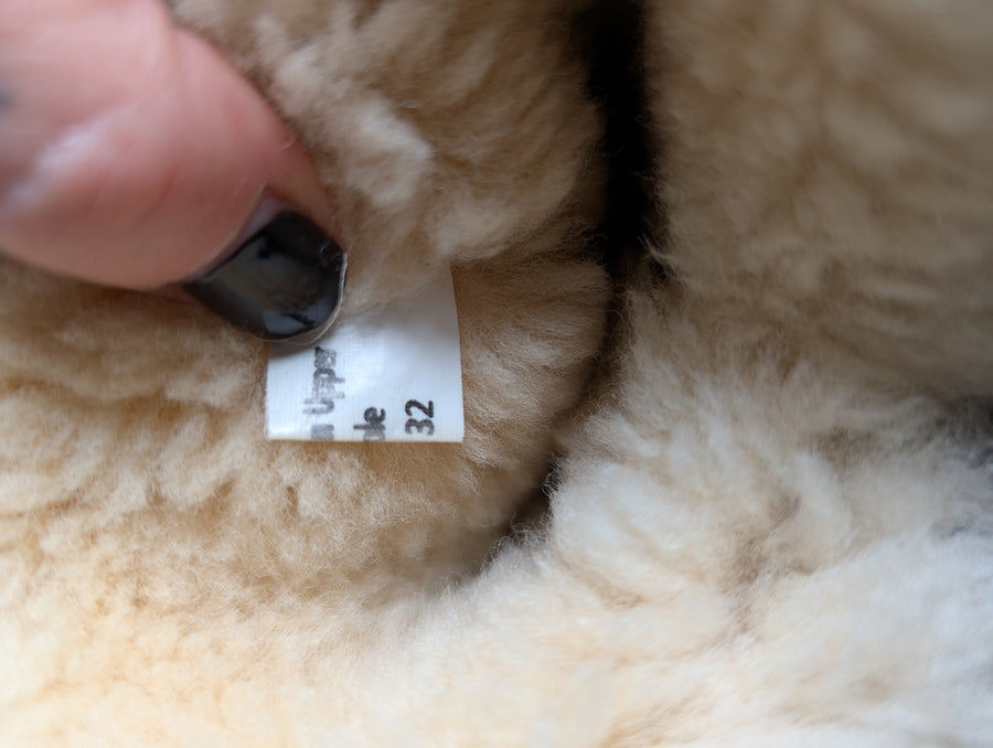 TASMANUGG Classic Mini Sheepskin Boots Chestnut - Image 9
