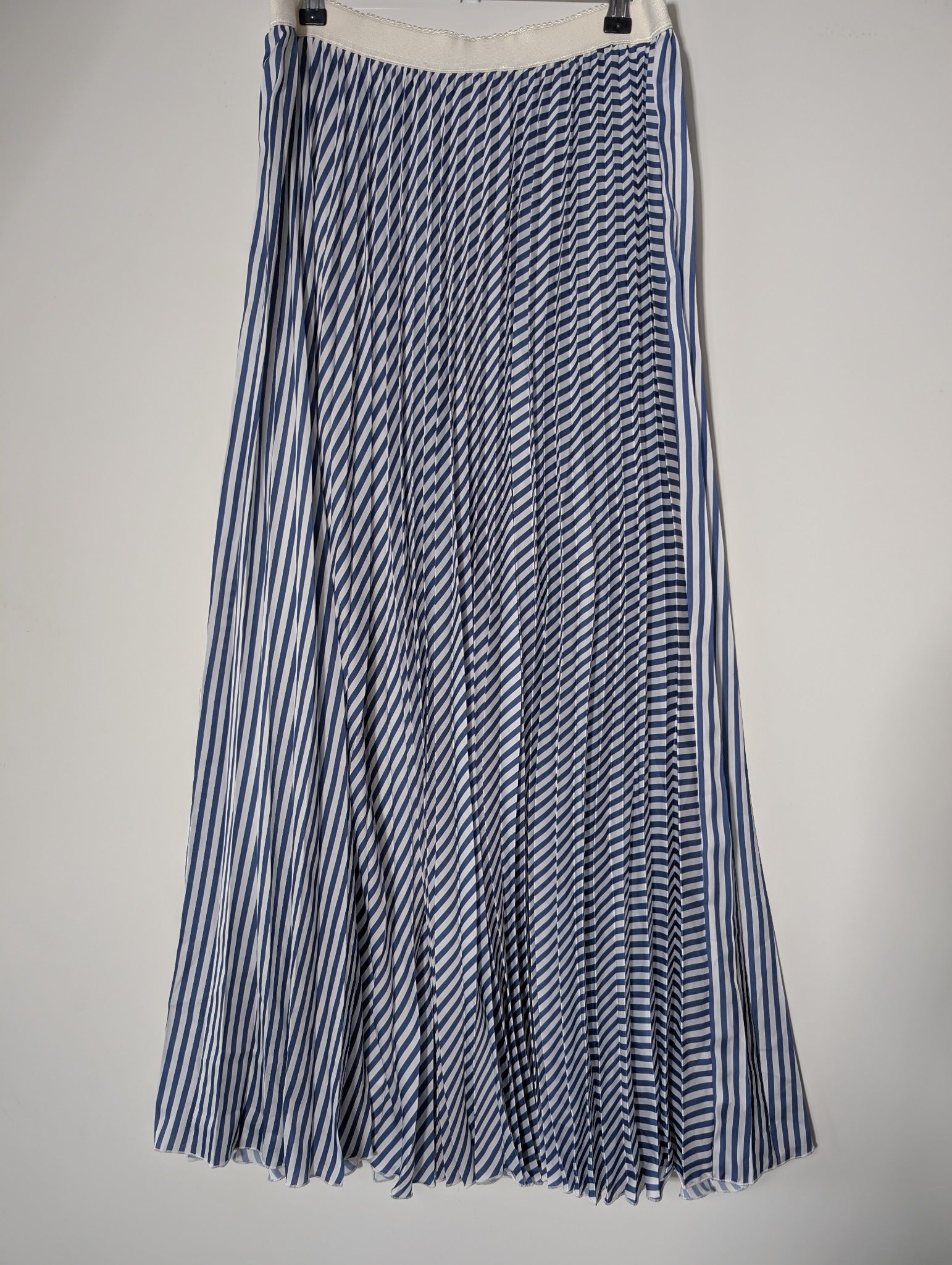Daniela Drei Pleated Midi Skirt Blue and White Striped IT 44 - Image 5