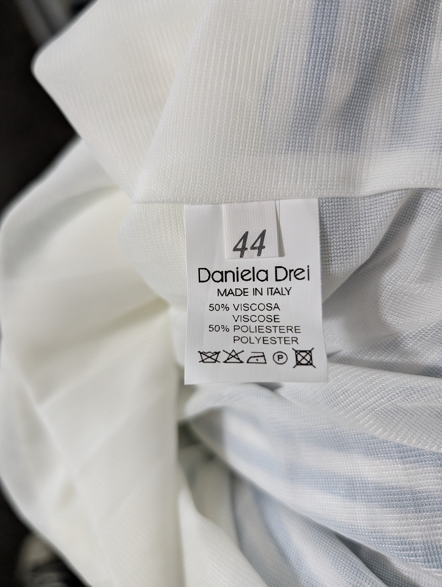Daniela Drei Pleated Midi Skirt Blue and White Striped IT 44 - Image 7