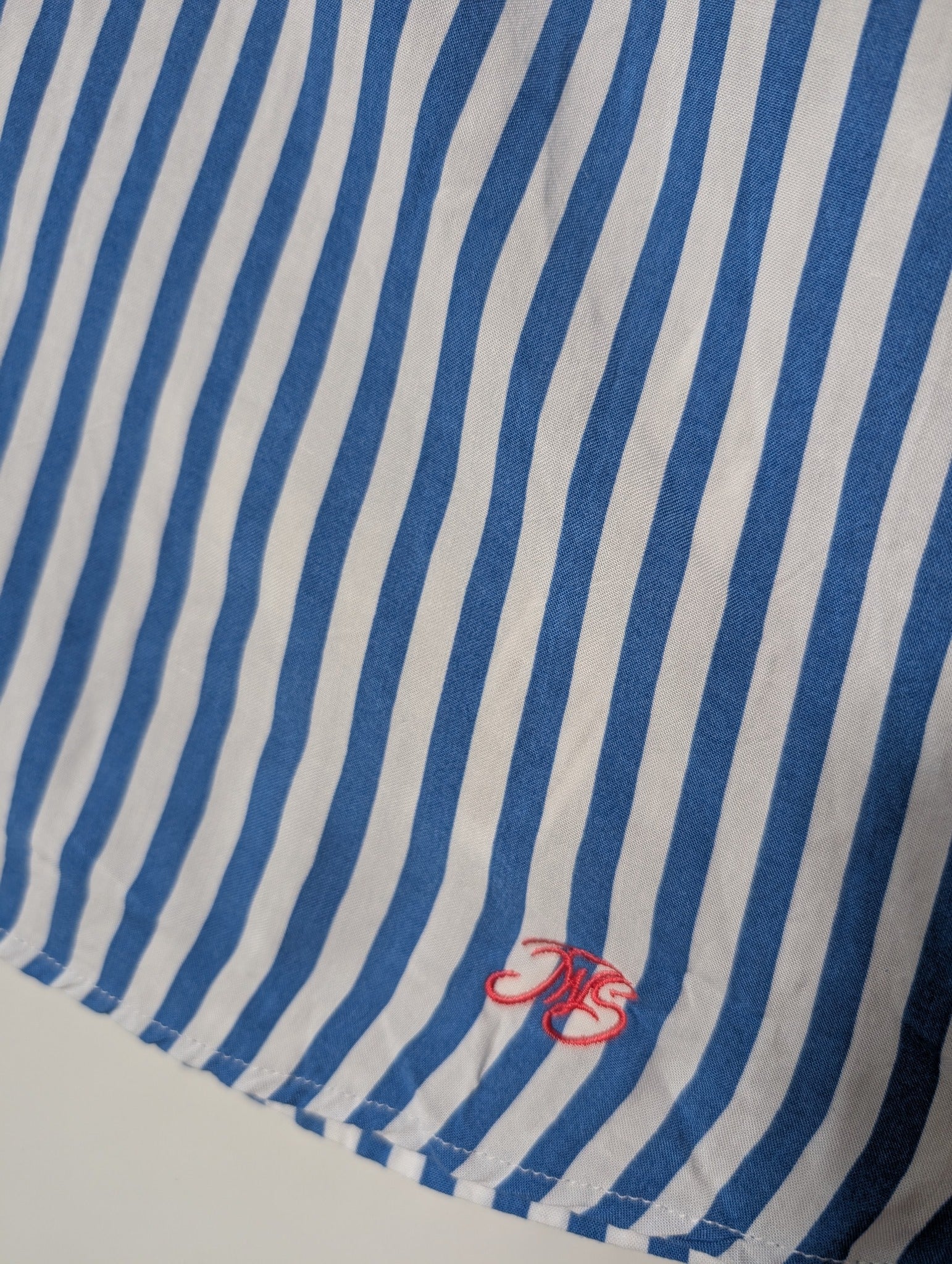 Vineyard Vines Sleeveless Mock Neck Striped Top Blue and White - Image 2
