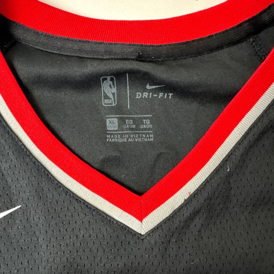 Nike Portland Trail Blazers Damian Lillard #0 Swingman Basketball Jersey - Image 7