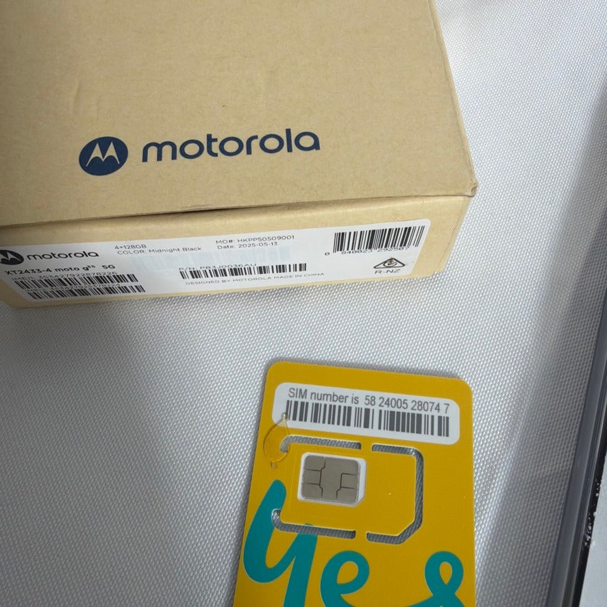 Motorola Moto G35 5G - 128GB Midnight Black Smartphone - Image 3