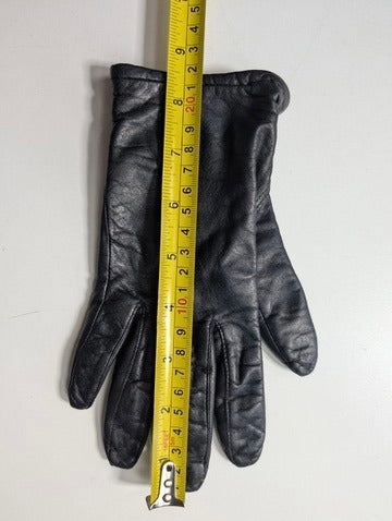 Classic Black Leather Winter Gloves - Soft Lined - Image 3