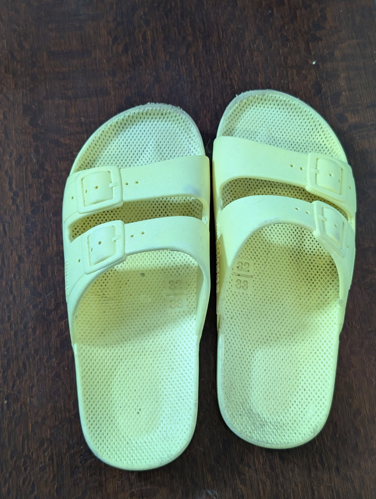 Freedom Moses Double Buckle Slide Sandals Pastel Yellow EU 32/33 - Image 3