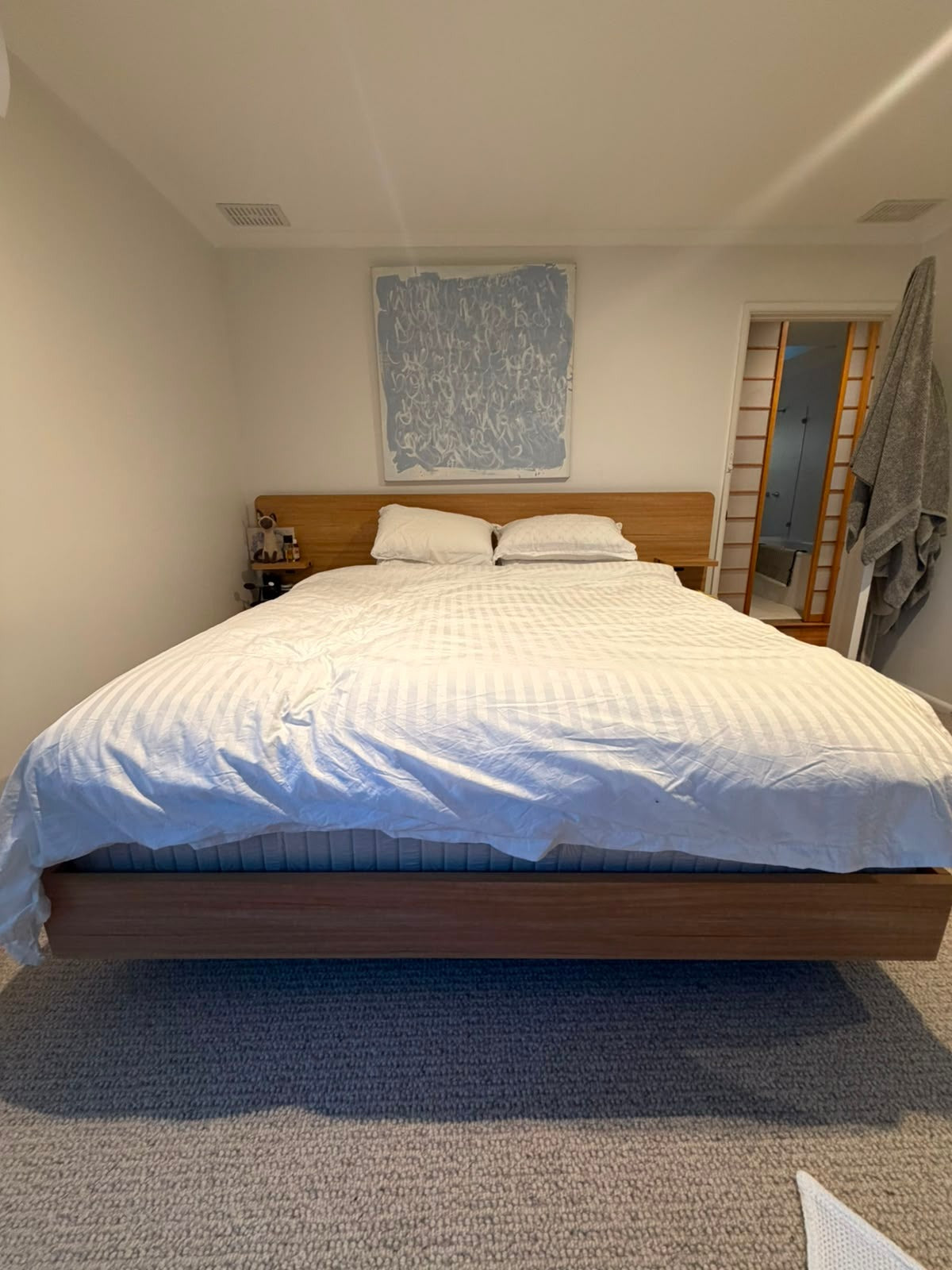Mid-Century Modern Floating Platform Bed with Integrated Nightstands Wood - Image 3