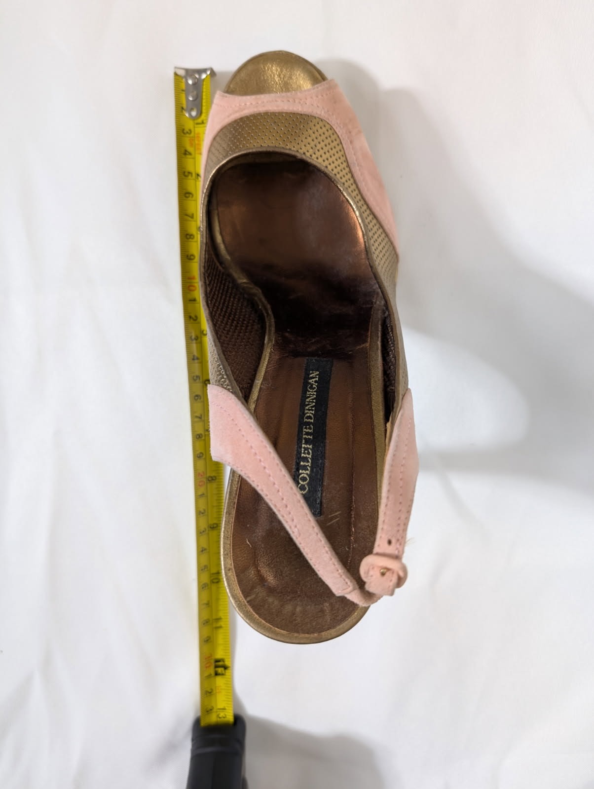 Collette Dinnigan Gold Metallic and Pink Suede Peep Toe Slingback Heels EU 41 - Image 3