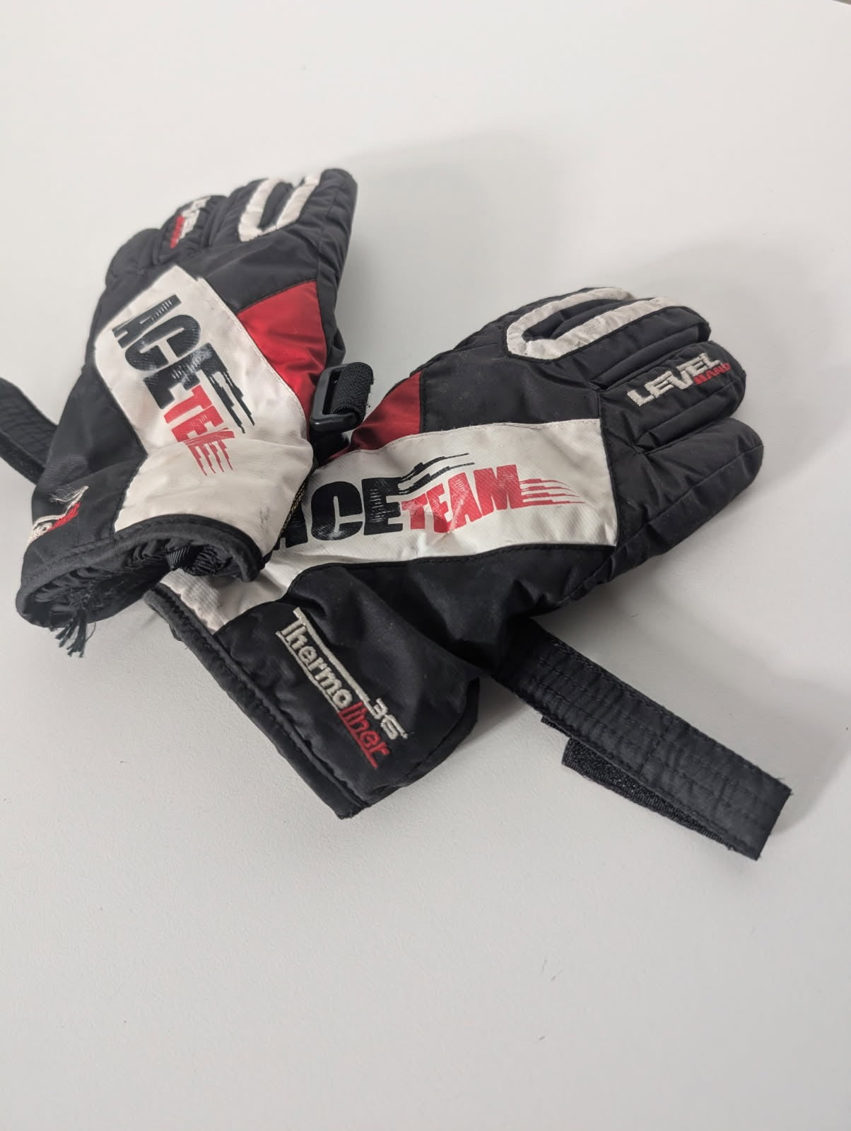 Level Race Team Thermo-Plus Ski Gloves - Black/White/Red - Image 3