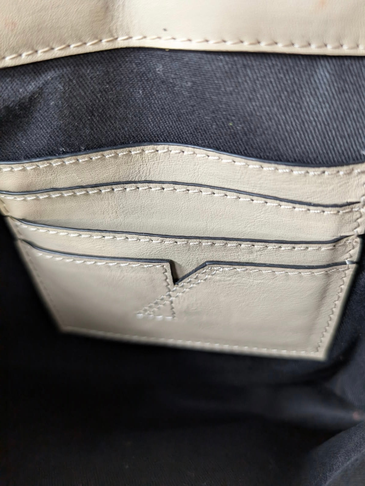 Ginger & Smart Quilted Leather Shoulder Bag Cream Gold Chain - Image 3