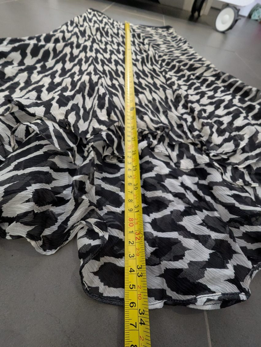 Diane Von Furstenberg Silk Asymmetrical Skirt - Black & White Abstract - Image 4
