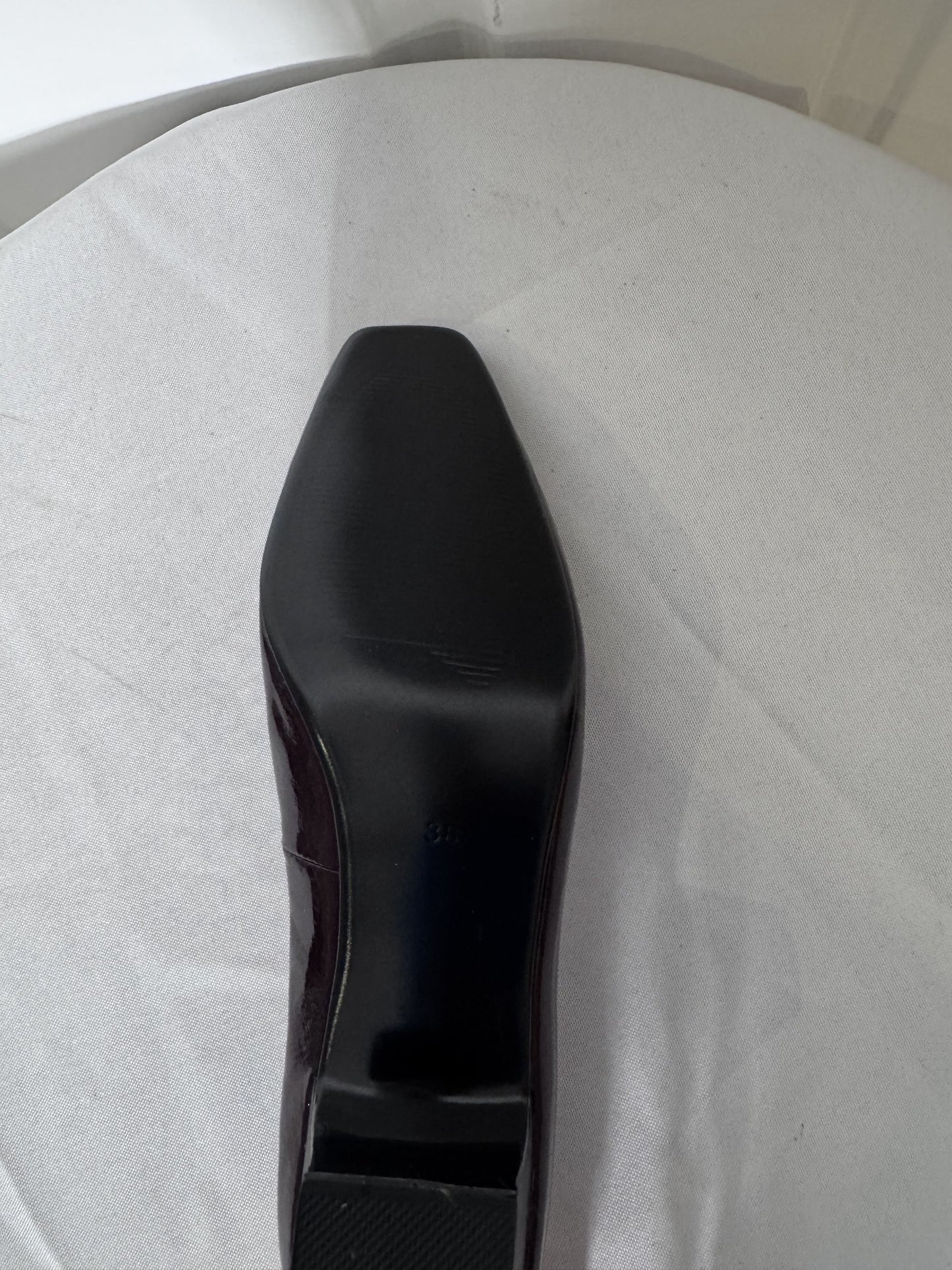 Salvatore Ferragamo Vara Low Heel Pumps - Deep Plum Patent Leather - Image 3