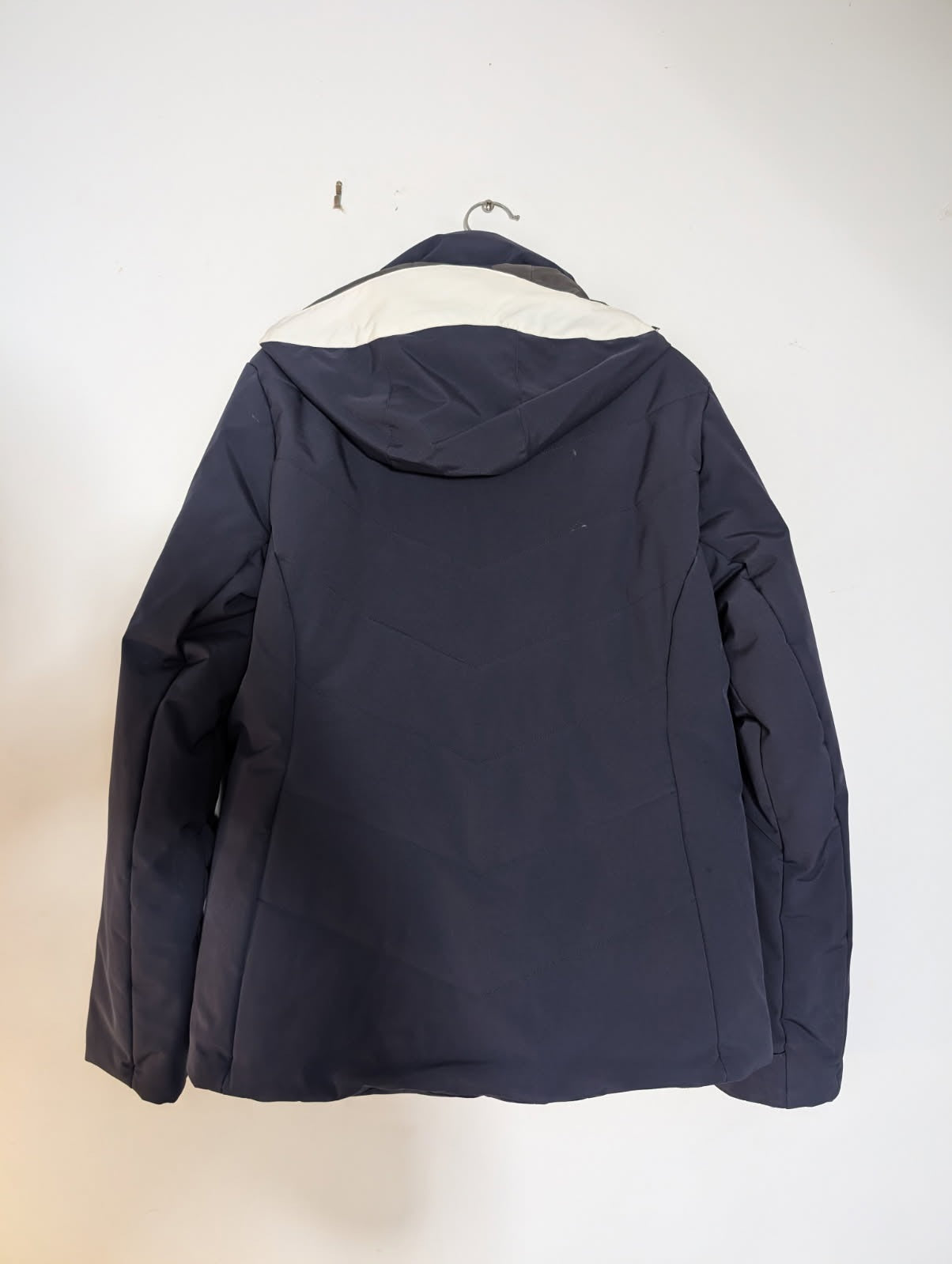 Fera Women's Ski Jacket - Navy/White/Red Size US 12 - Image 3