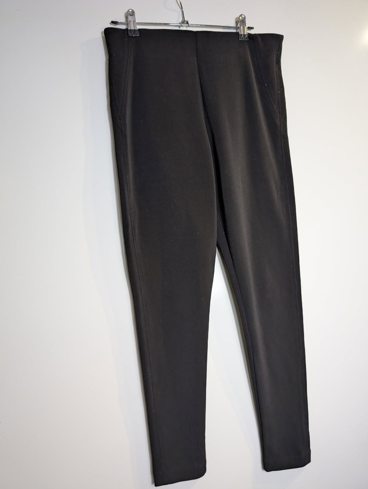 Country Road Slim Leg Trousers Black Size M - Image 4