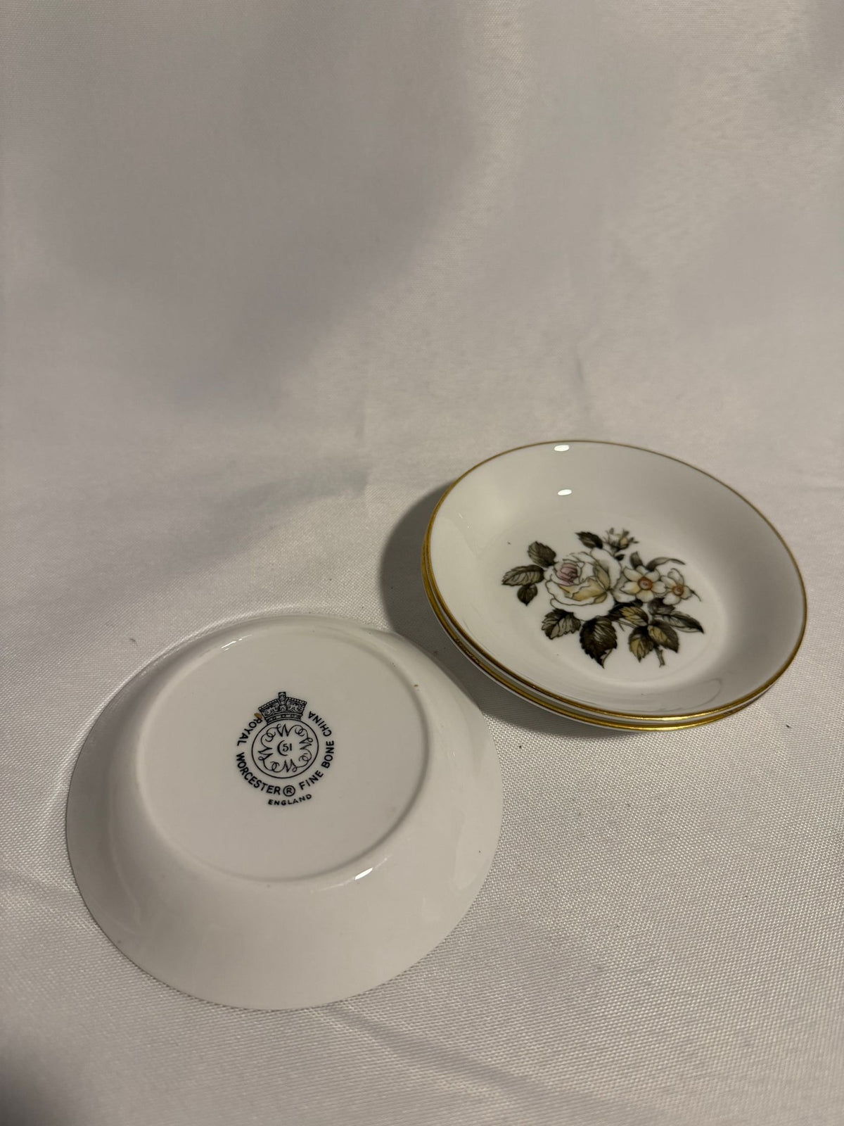 Royal Worcester Fine Bone China Floral Set 5-Piece - Image 3