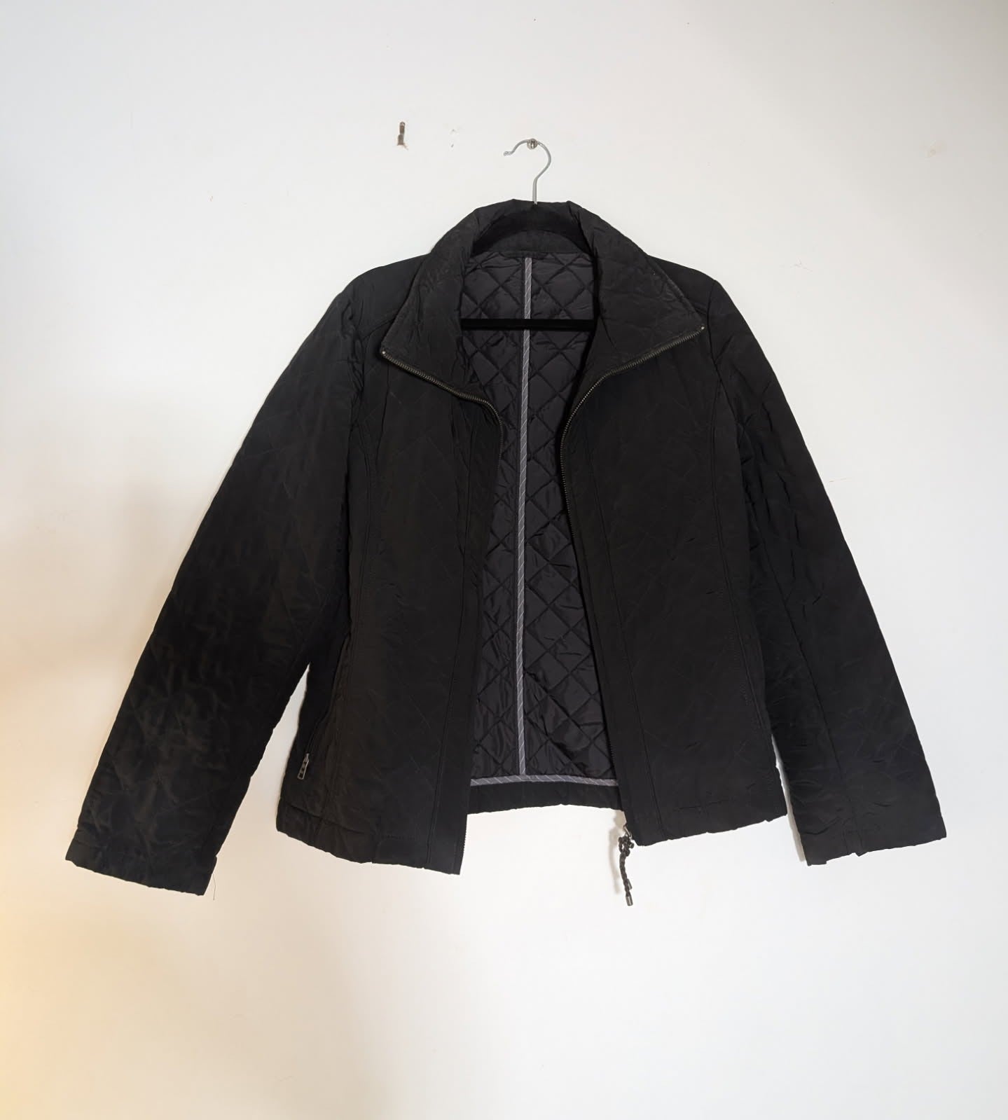 Weekend Max Mara Quilted Lightweight Zip-Up Jacket Black - Image 3