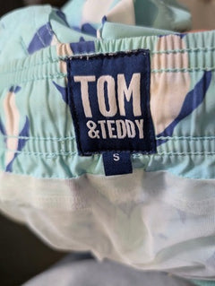 Tom & Teddy Penguin Print Swim Trunks Light Blue Men's Small - Image 4