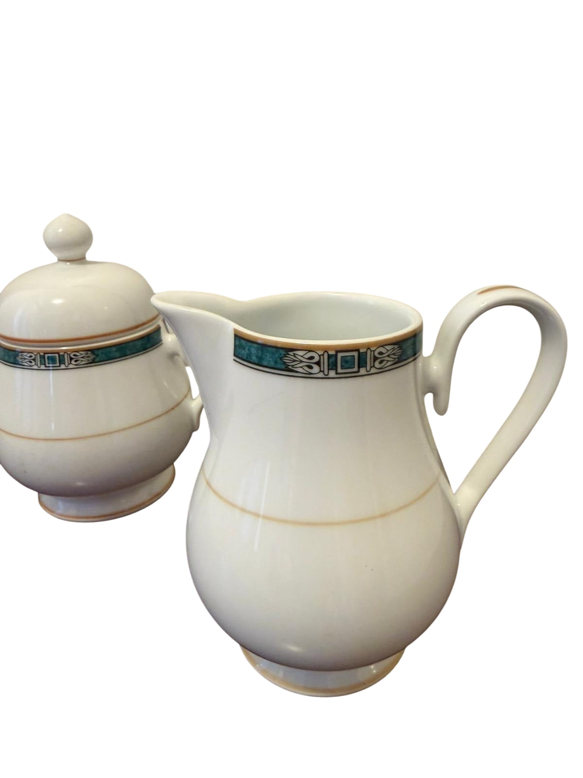 Noritake Legendary Green Sugar Bowl with Lid - Image 3