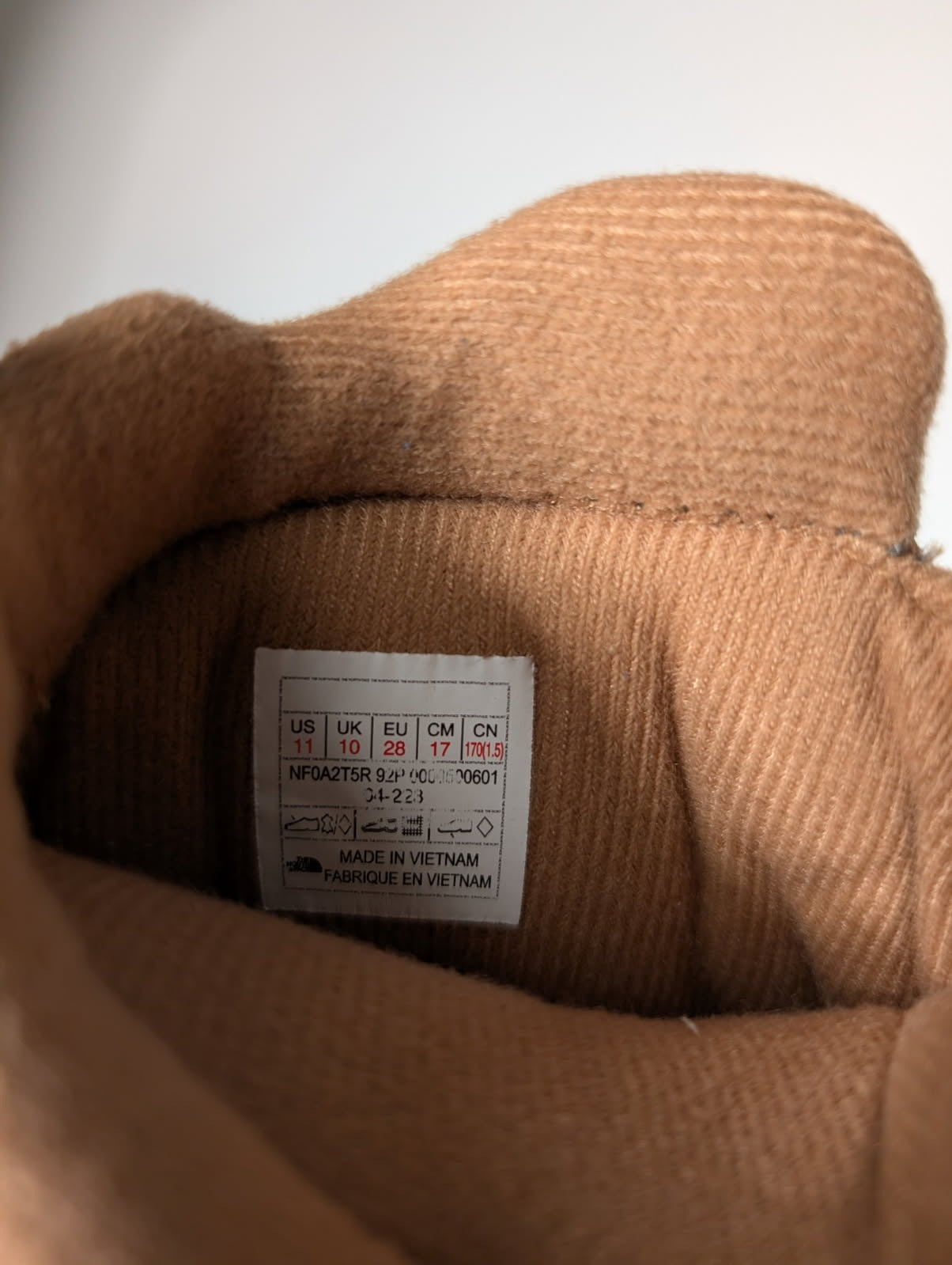 The North Face Peak Seeker Hiking Boots - Waterproof Insulated Tan US 11 - Image 3