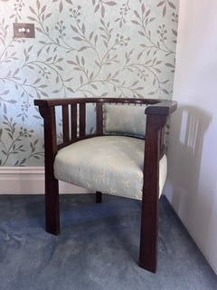 Antique Edwardian Style Mahogany Tub Chair Vintage 1950s Solid Timber - Image 3