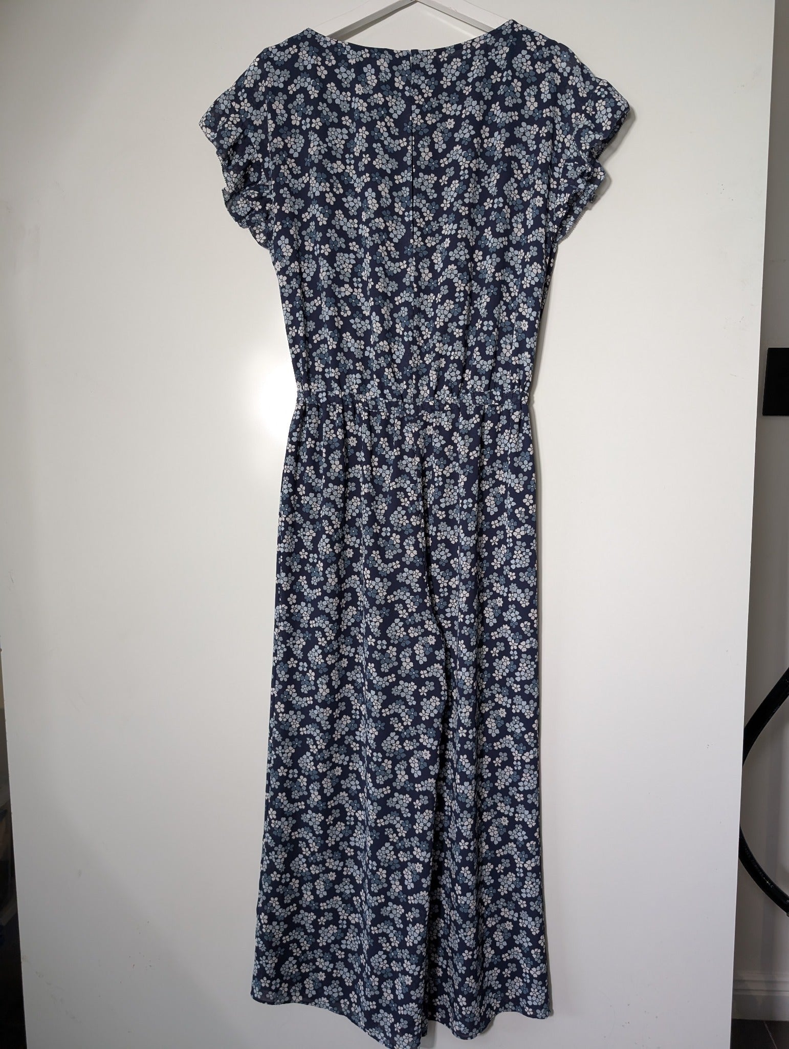 Michael Kors Blue Floral Print Flutter Sleeve Jumpsuit Size S - Image 5