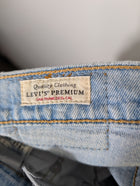 Levi's 501 Original Fit Distressed Light Wash Jeans Size S - Image 6