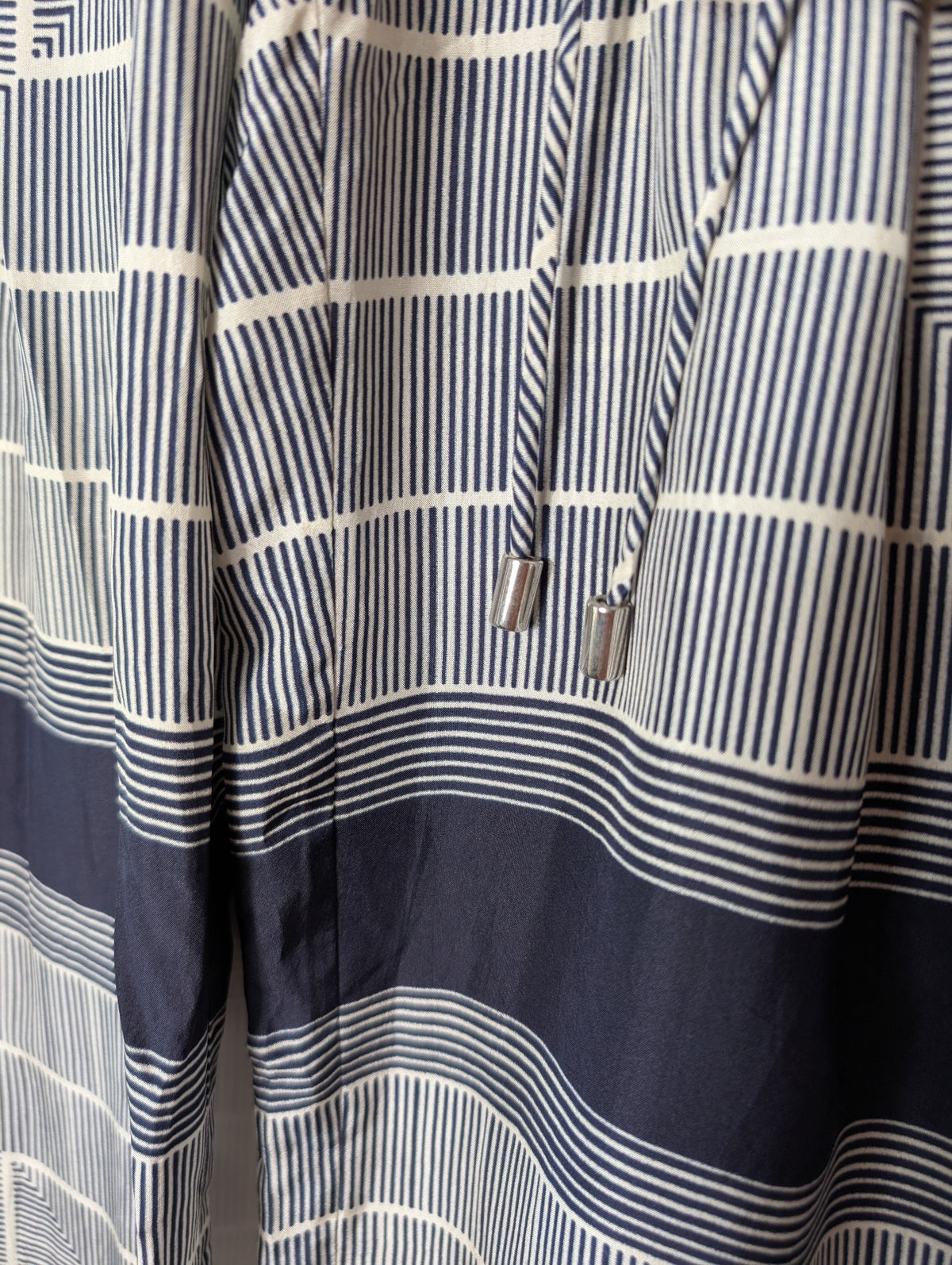 Ginger & Smart Geometric Print Wide-Leg Pants Navy White Size 8 - Image 4