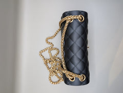 Unbranded Quilted Silicone Crossbody Bag Black Small - Image 2