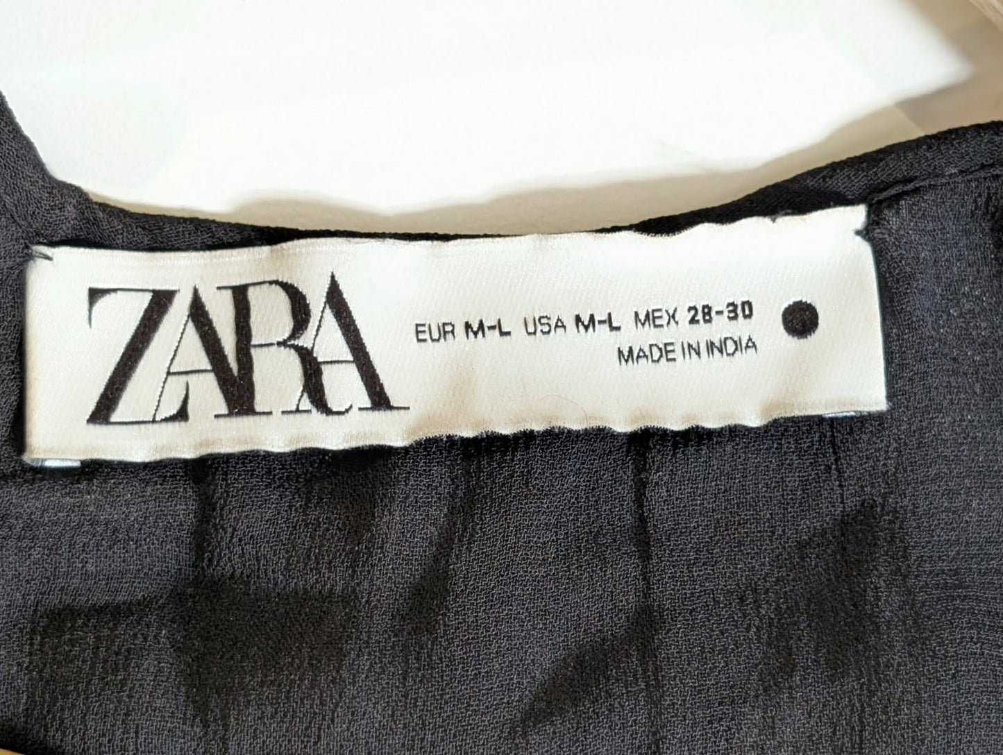 Lorna Jane Women's Ribbed V-Neck T-Shirt - Black Size S - Image 4