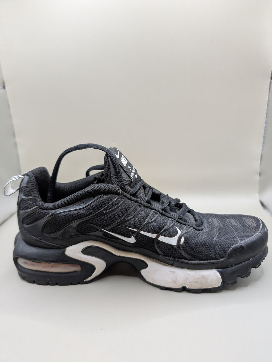 Nike Air Max Plus Youth Sneakers Black White US 5Y - Image 2
