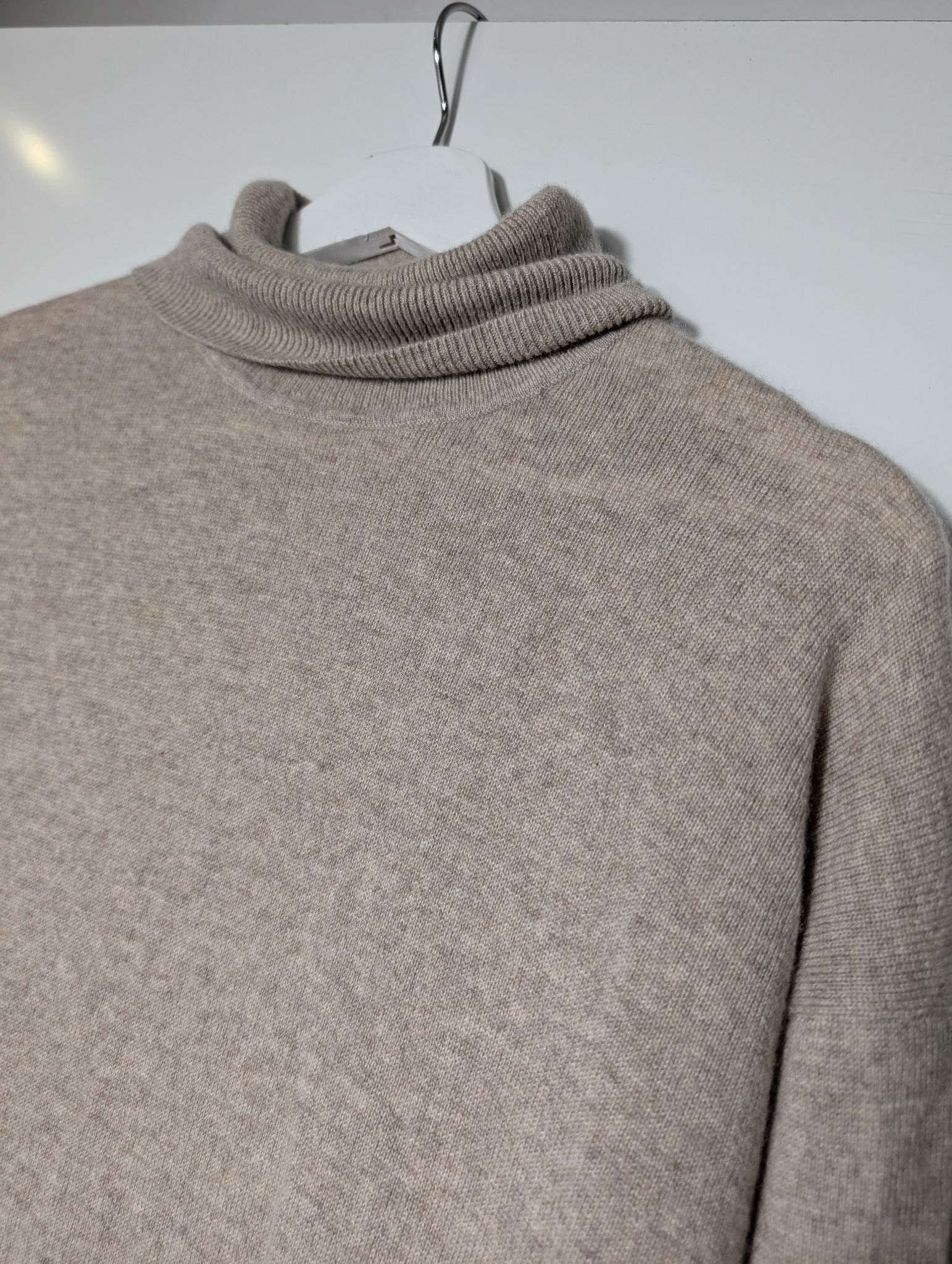 Everlane 100% Cashmere Turtleneck Sweater Dress Beige Size M - Image 3