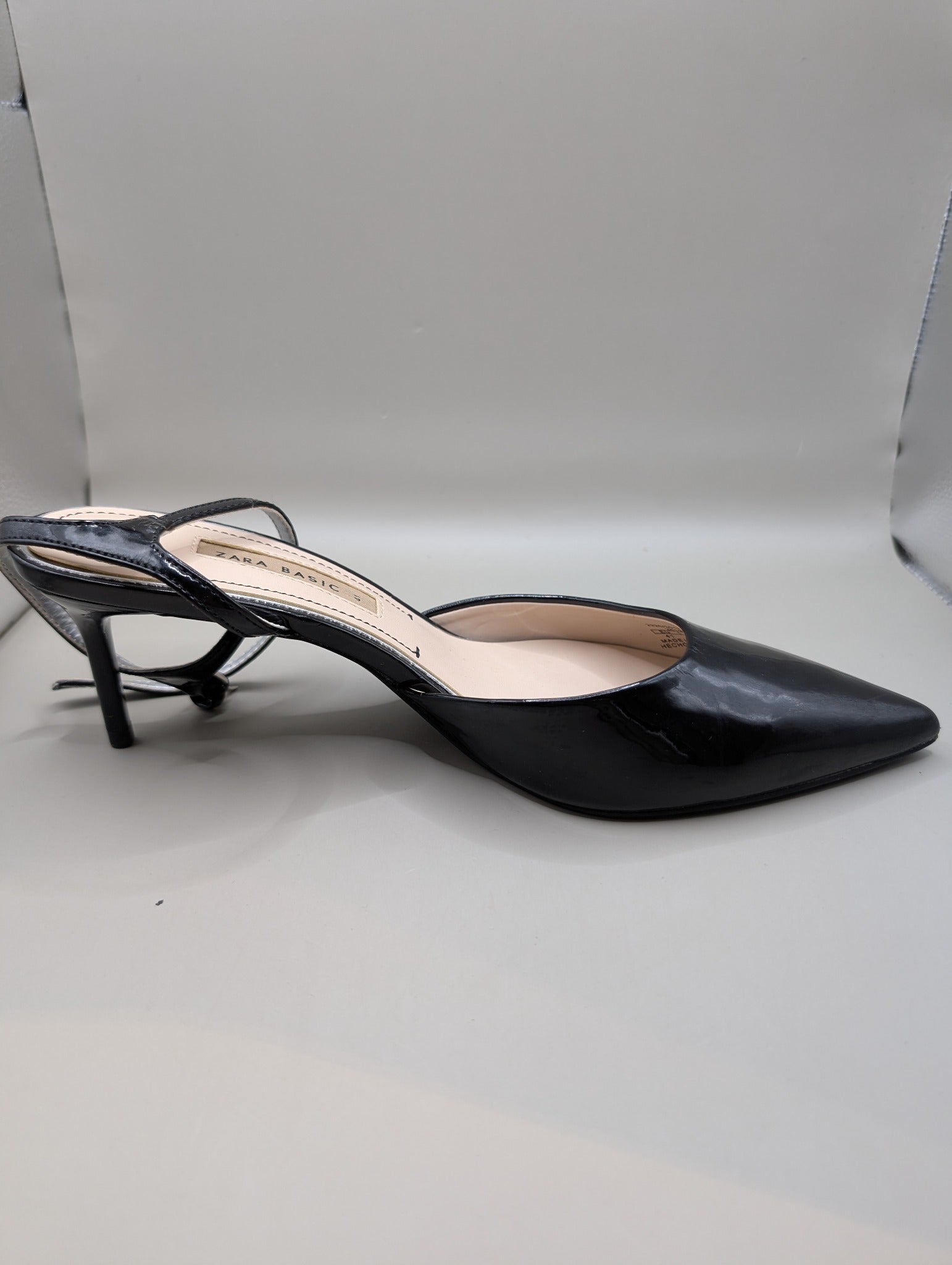 Zara Basic Patent Pointed Toe Slingback Heels Black EU 41 - Image 2