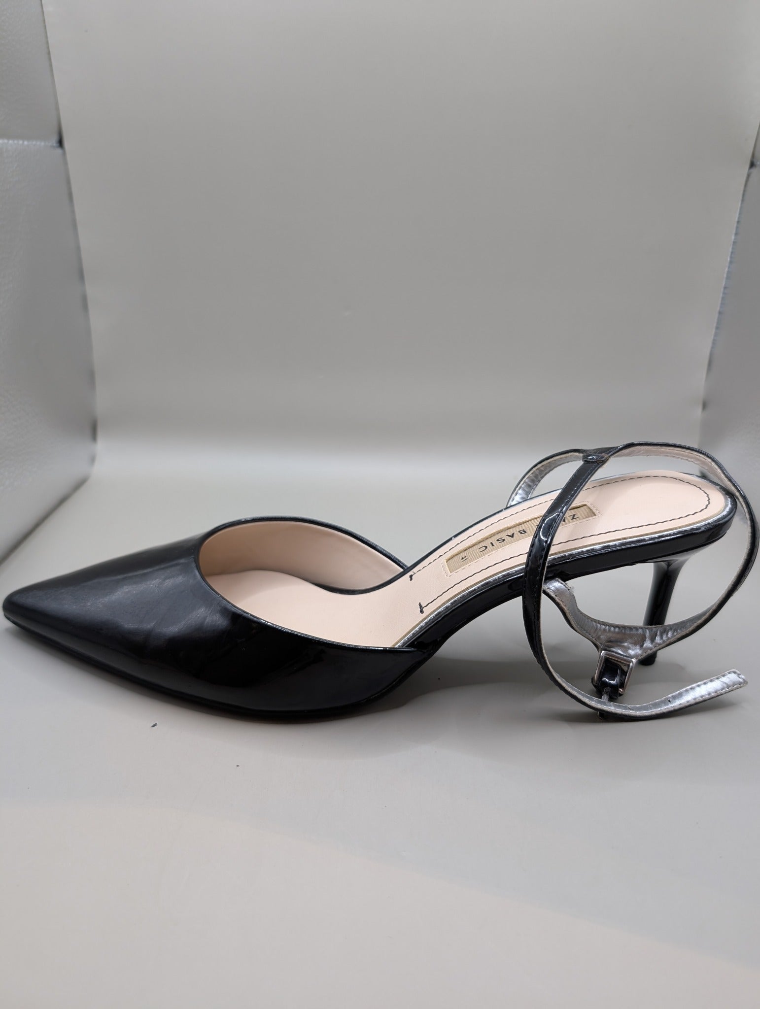 Zara Basic Patent Pointed Toe Slingback Heels Black EU 41 - Image 4