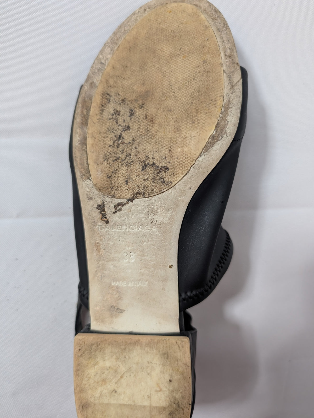 Balenciaga Black Leather Ankle Strap Flat Sandals EU 38 - Image 7