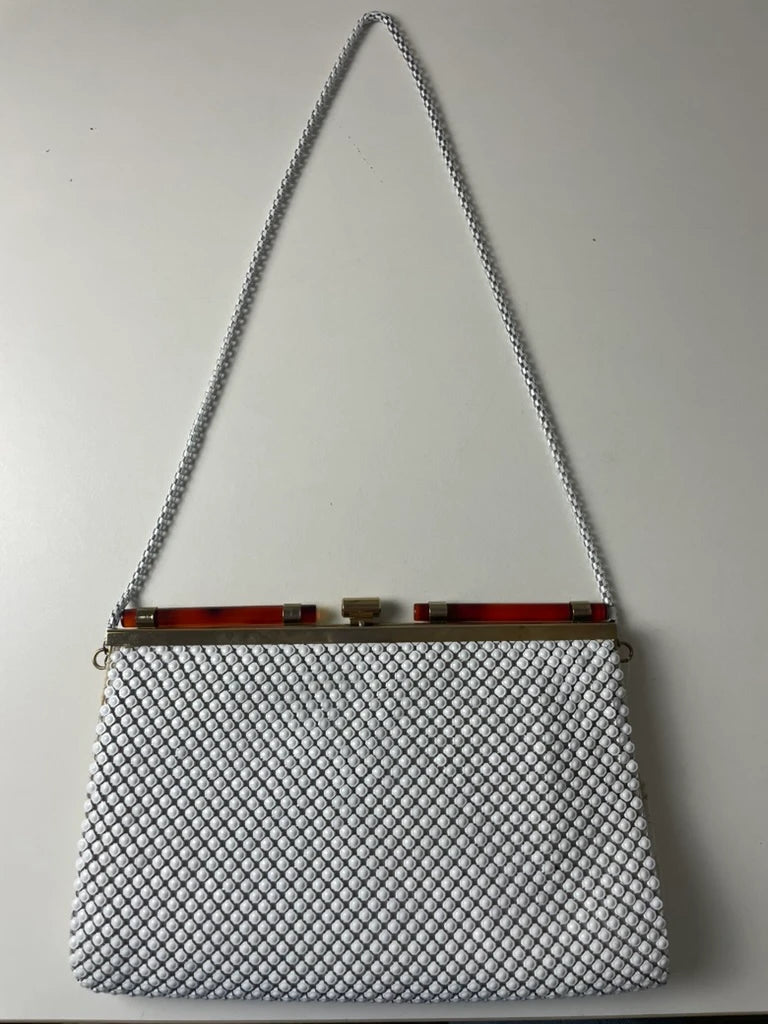 White Metal Mesh Evening Handbag with Gold-Tone Frame - Image 3