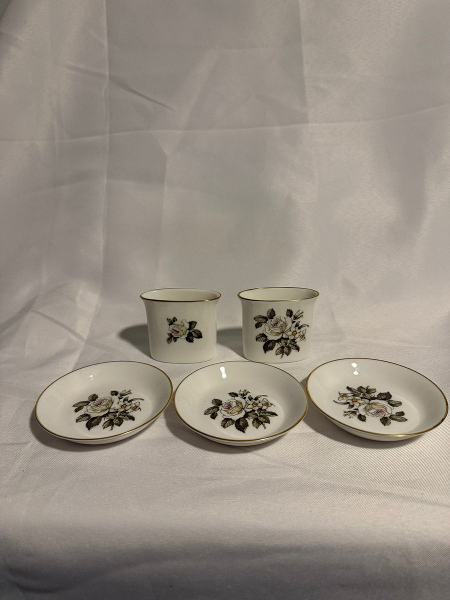 Royal Worcester Fine Bone China Floral Set 5-Piece - Image 4