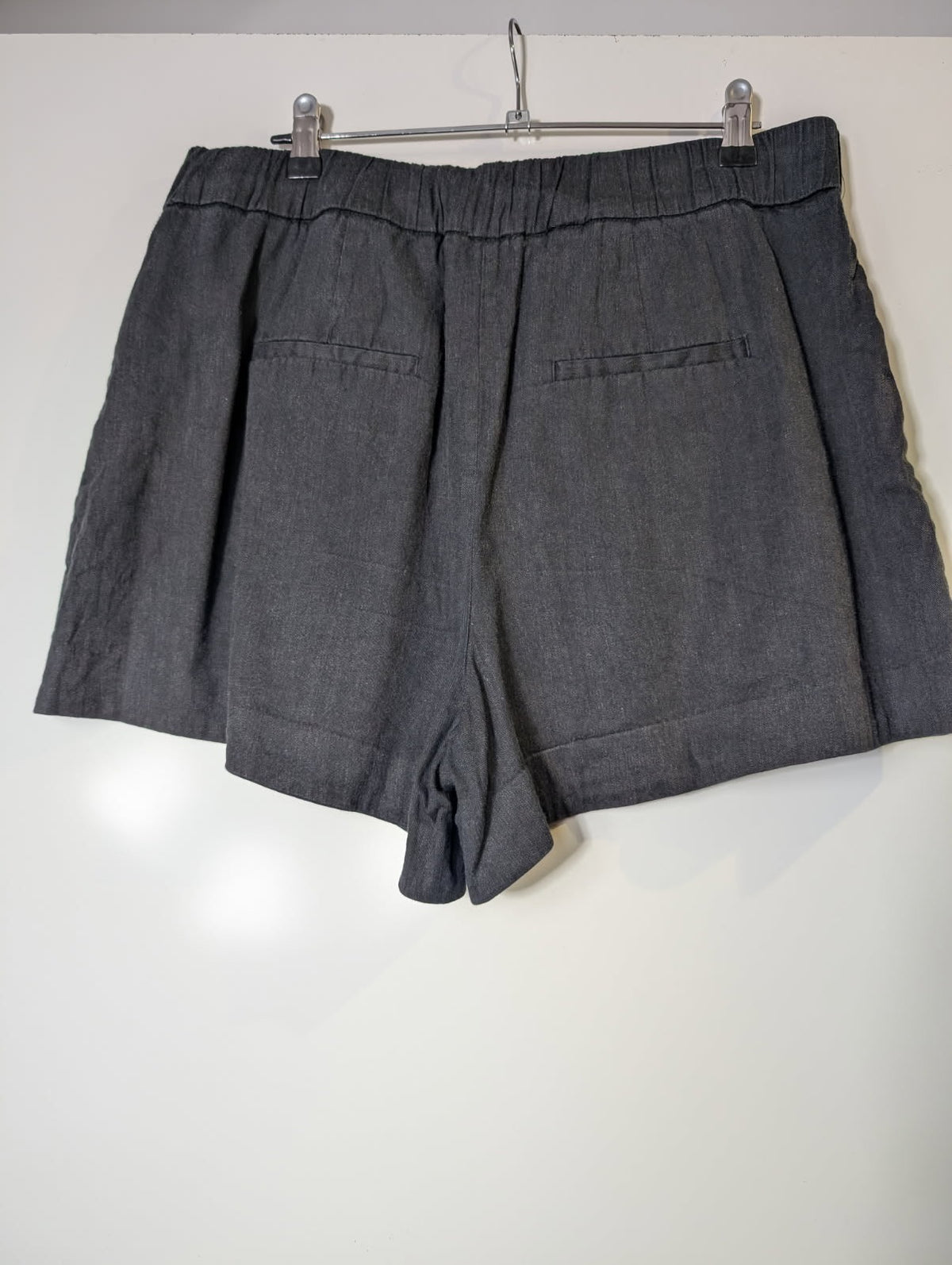 Witchery Linen Blend Elastic Waist Shorts Charcoal Grey Size 12 - Image 4