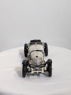 Burago Mercedes-Benz SSK 1928 Diecast Model Car 1:18 Scale White - Image 4