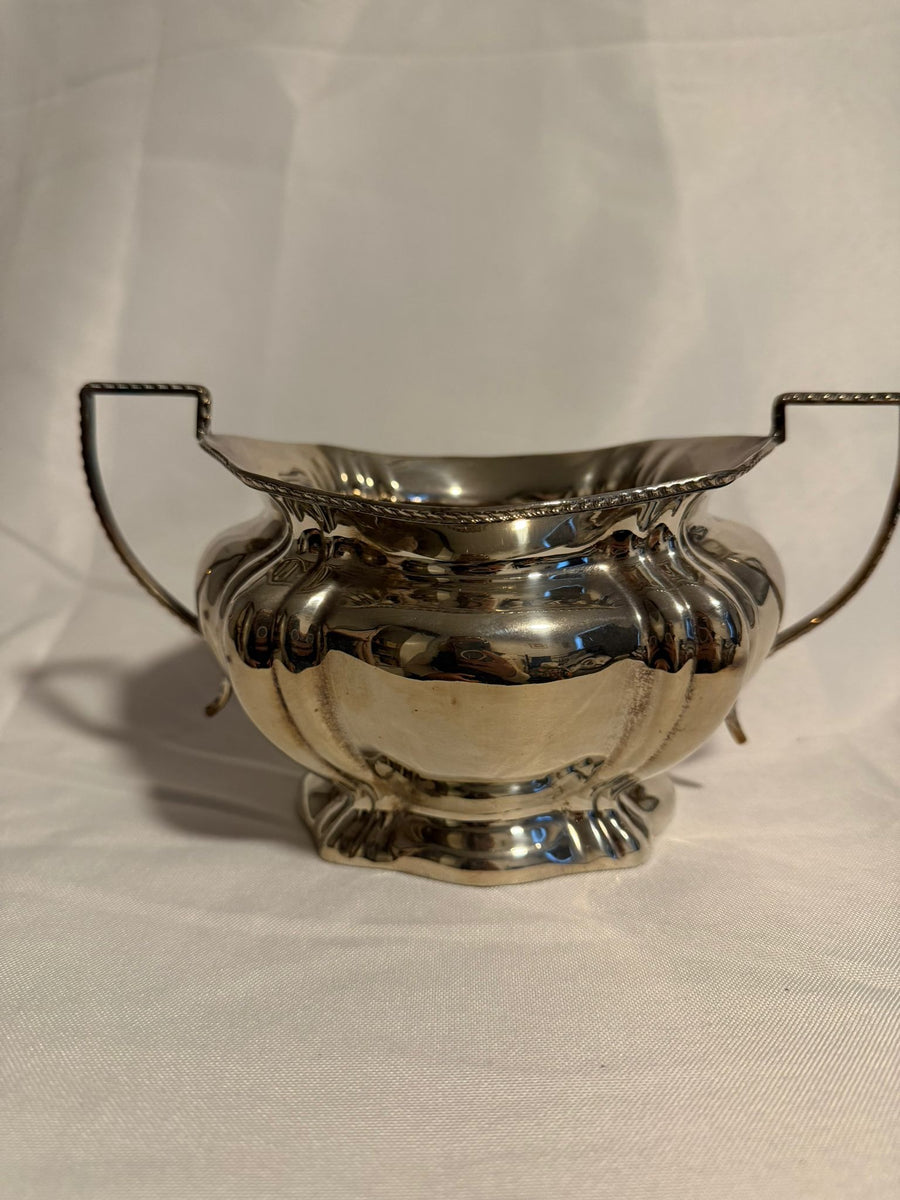 Vintage Silver-Plated Sugar Bowl Two-Handled Scalloped Edge - Image 4