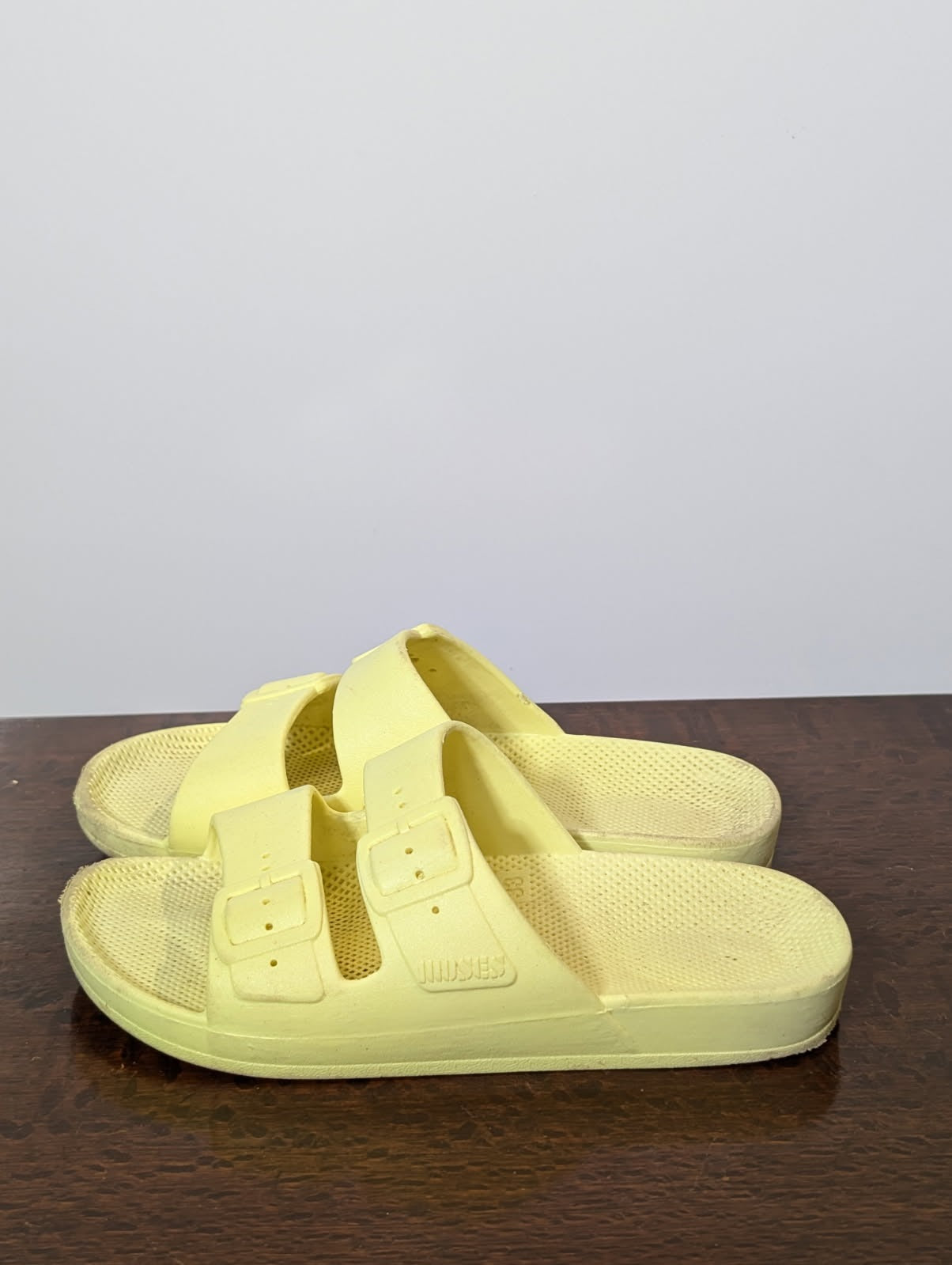 Freedom Moses Double Buckle Slide Sandals Pastel Yellow EU 32/33 - Image 4