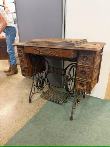 Antique Singer Treadle Sewing Machine Cabinet - Decorative Wood Table - Image 5