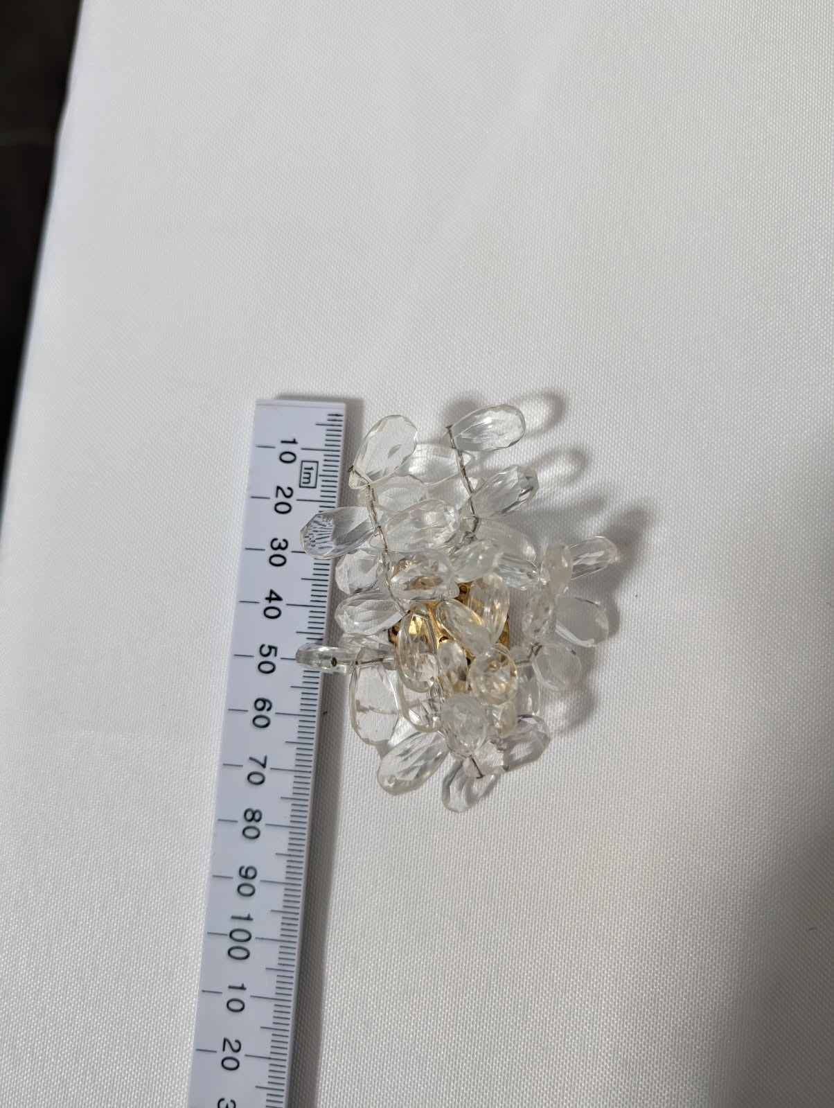 Vintage Crystal Cluster Clip-On Earrings Floral Design Clear - Image 4