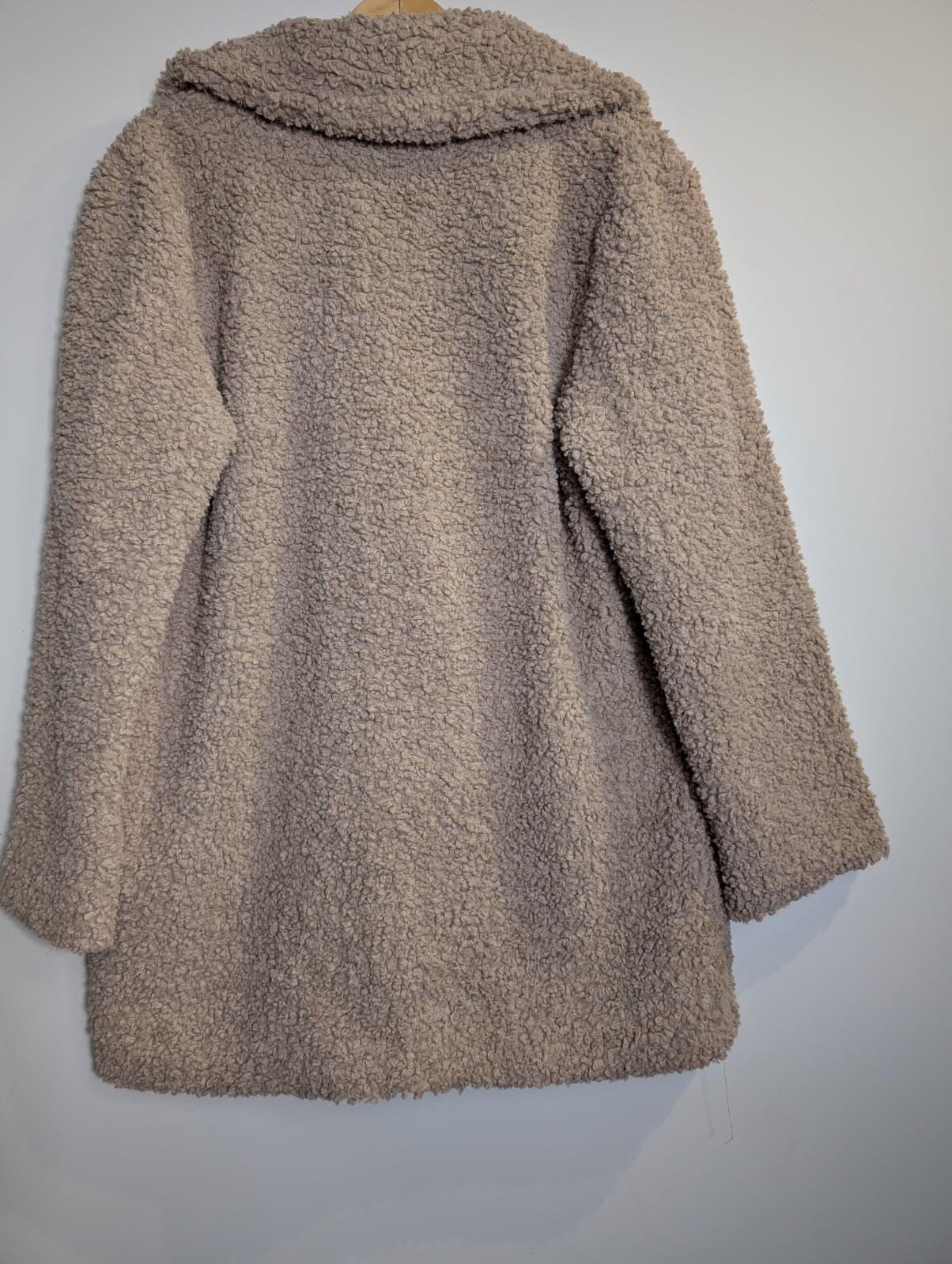 Decjuba Teddy Faux Fur Double Breasted Coat Beige Size L - Image 5