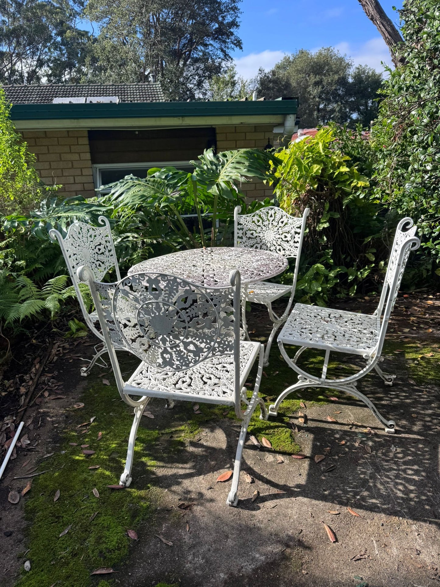 Vintage Style Ornate Cast Aluminum Bistro Set - White Garden Furniture - Image 4