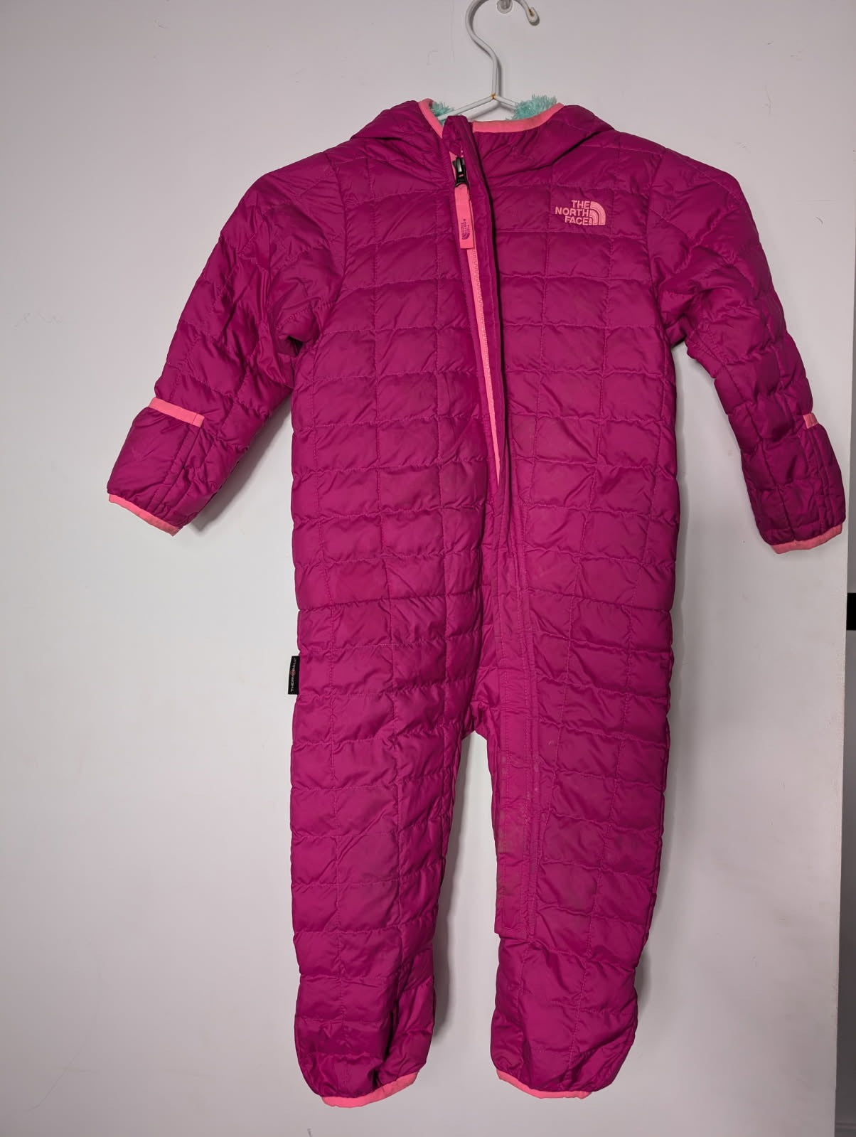 The North Face Infant ThermoBall Hooded Bunting Suit - Pink 18-24M - Image 4