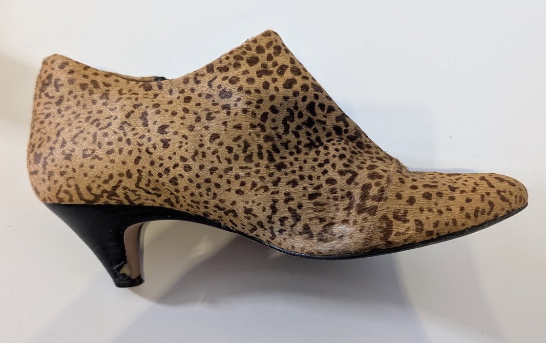 Diana Ferrari Leopard Print Calf Hair Kitten Heel Ankle Boots - Size 9.5 - Image 1