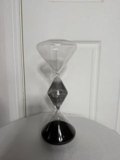 Modern Diamond-Shaped Glass Hourglass with Black Sand - Image 5