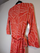 Diane von Furstenberg Julian Mini Wrap Dress Red White Leaf Print Size 4 - Image 5